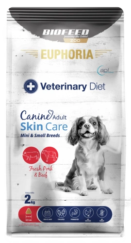Karma dla psów EUPHORIA Veterinary Diet Canine SKIN CARE Wieprzowina & Wołowina (mini i małe rasy) 2 kg